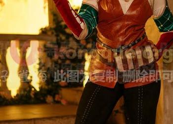 听说你的衣橱需要这些？Alina Becker的最新旗袍图集满足你的好奇。